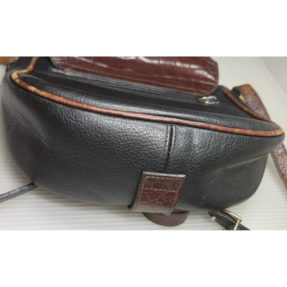 Women's Vintage Bally Crossbody Shoulder Flap Purse Italy Croc Embossed Leather